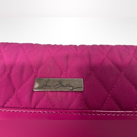 Vera Bradley‎ tri fold fuchsia wallet - Picture 2 of 5
